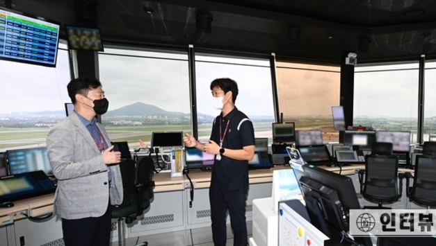 한국공항공사, 윤형중 사장 직접 찾아가는 현장... 김포공항 특별 안전점검 실시 밝혀!