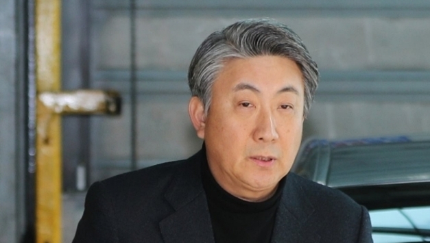<속보> 윤석열 정부의 용산대통령실 특보... 6월 1일 이동관 방통위원장 예정자의 아들 학폭 은폐사건 심히 '논란'이 되고있다!