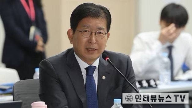[속보=JTBC]경찰, 윤정권 퇴진집회 연 '촛불행동' 후원계좌 4만5천여개 불법수집... 5월 30일 민주당 이상식 의원과 촛불행동 김민웅 대표, 반드시 그 책임 묻겠다