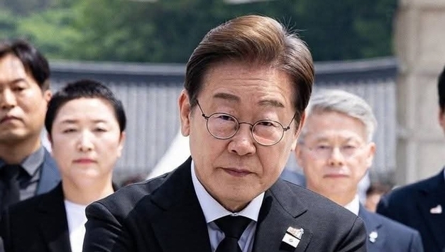 [속보] 이재명, 5월 30일 정치인도 내란에 가담했다면 특검에 해당