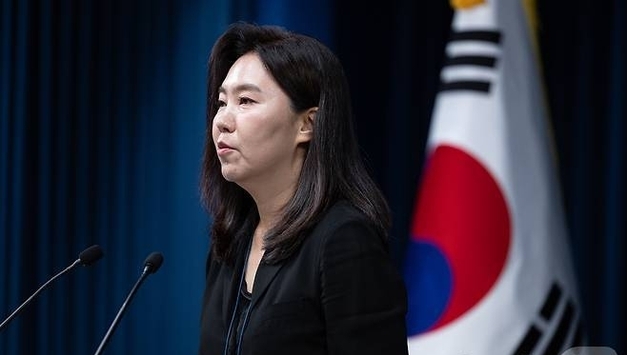 李 대통령, 7월 9일 강유정 대변인 통해 앞으로 국무회의 배석자 명단에 '이진숙 방송통신위원장' 배제 결정!