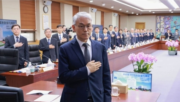 정청래, 13일 법원 사법개혁 반발에 "자업자득...특히 조희대ㆍ지귀연" 겨냥