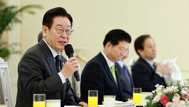 [청와대] 이재명 대통령 2월 2일 재정경제부 2차관, 우주항공청장, 국가물관리 위원회 위원장을 임명하고, 아시아문화중심도시조성위원회 위원장 위촉 발표!