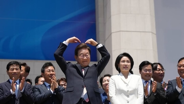 [특보]이재명 대통령과 김혜경 여사의 BTS공연 알림, 3월 21일 토요일 오후 7시, 광화문광장 대한민국의 자랑스러운 아티스트 BTS의 공연 소개!