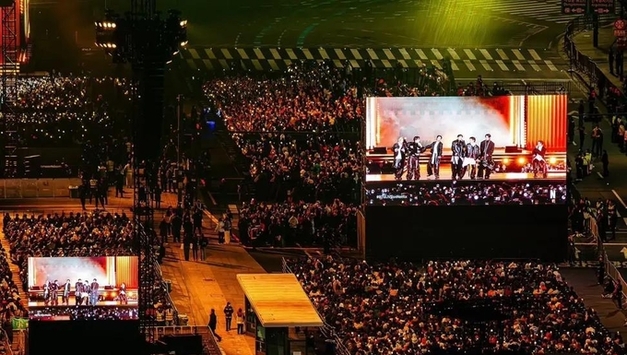 세계적 K-POP BTS 군복무 후, 컴백 특별공연 3월 21일 서울광화문광장서 전세계인들과 화려한 한복(아리랑)공연 대성공!