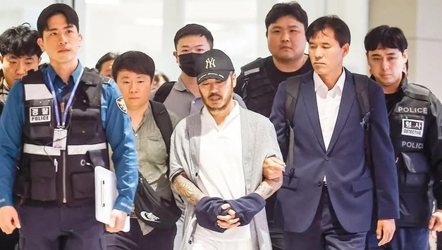 [속보] 李 대통령의 필리핀 마르코스 주니어 대통령에게 송환 요청한 '마약왕ㆍ한국인 3명 살해범' 박왕열 25일 새벽 '필리핀'에서 한국으로 송환!