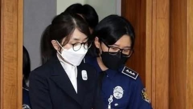 김홍이기자=권창영 종합특검, 8일 항소심 '김건희 15년 구형'... 판사의 마지막 할말은.. 김건희, 사회봉사 할 수 있는 기회 달라!