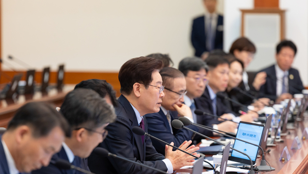 청와대, 4월 9일 李대통령 주재로 열린 수석·보좌관 회의 결과 브리핑!